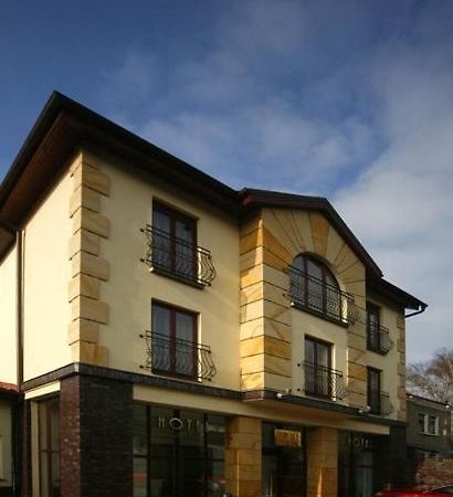 Hotel Marta Olawa Ngoại thất bức ảnh