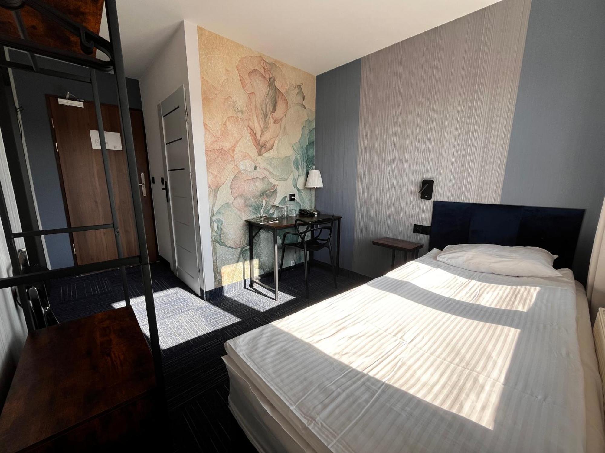 Hotel Marta Olawa Ngoại thất bức ảnh